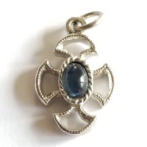 Dainty pendant by Avon blue cabochon silver tone cross